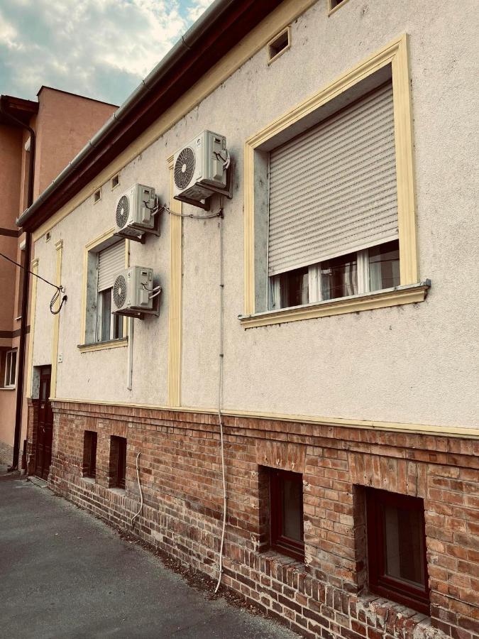 Best Price Guesthouse Szeged Exterior foto